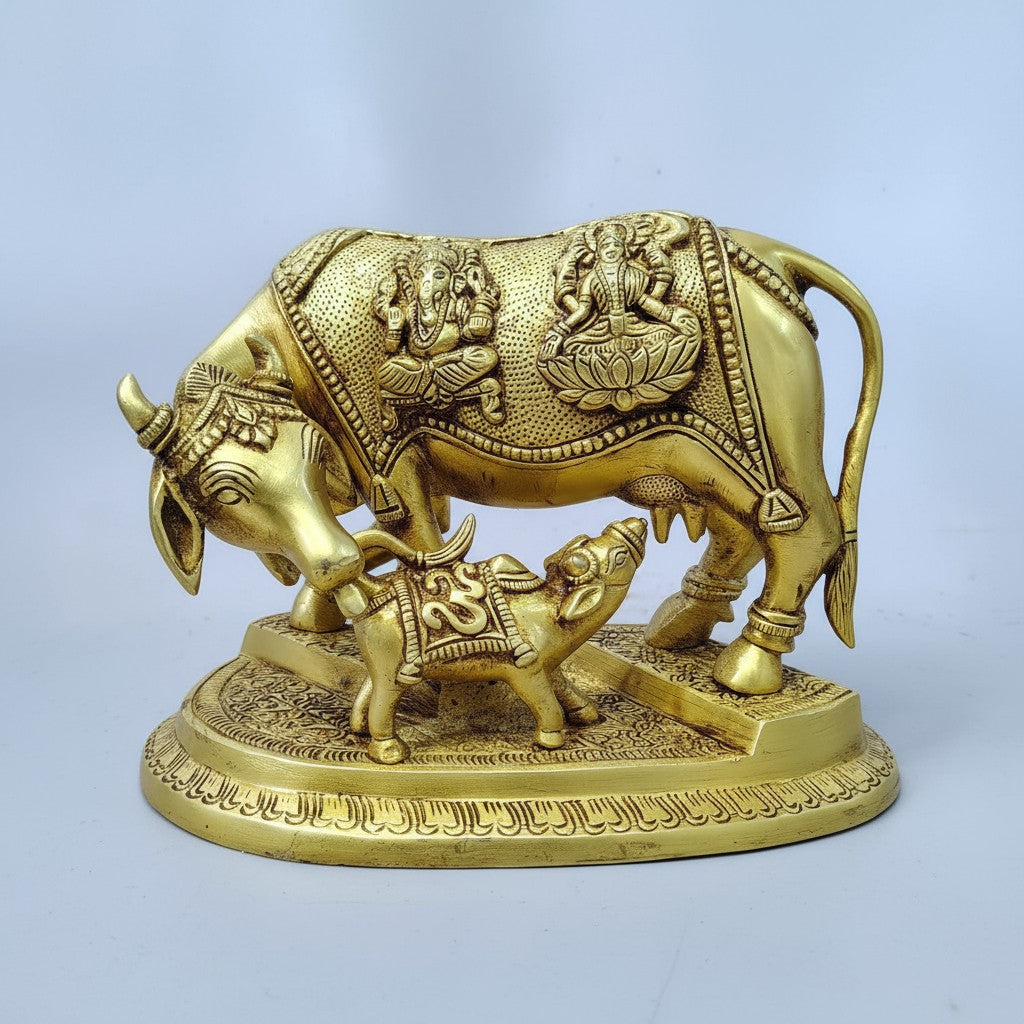 brass kamdhenu cow /cow and calf idol for home décor/ temple/gift item